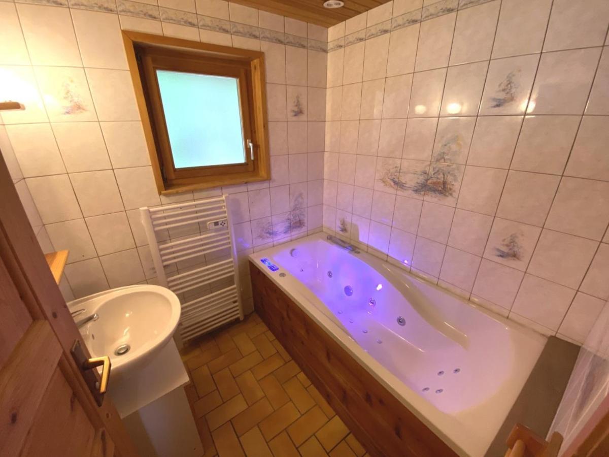 Le Fishing Lodge Chalet En Bois Avec Bain Nordique Ла-Бресс Екстер'єр фото